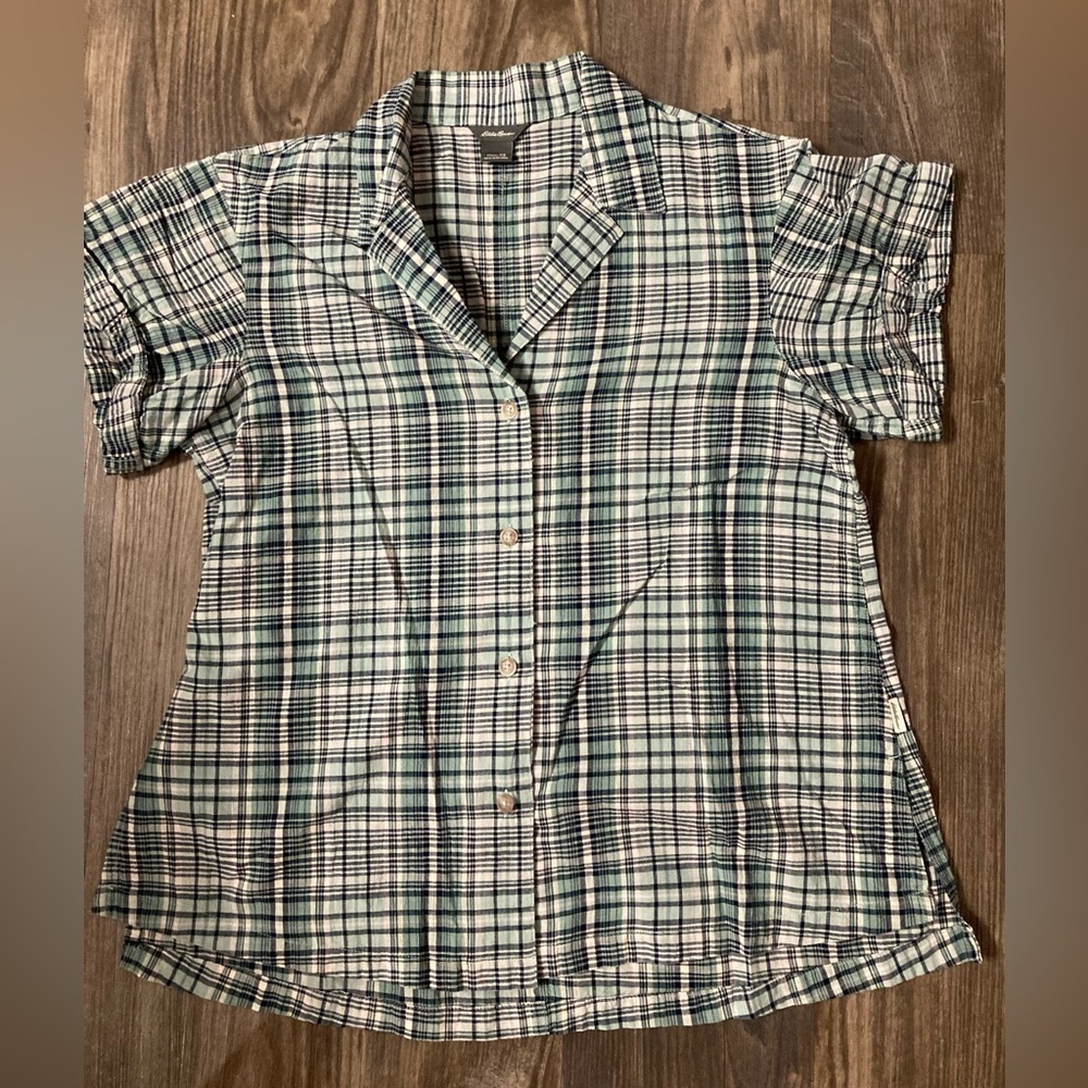 Eddie Bauer Women’s XS Button Down Shirt - Picture 1 of 5
